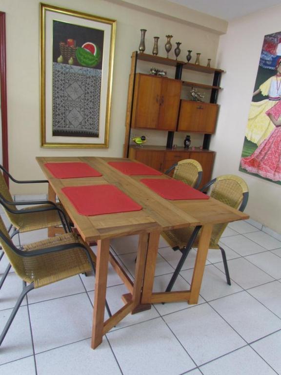 Hostal Casa Suiza Asuncion Exterior photo