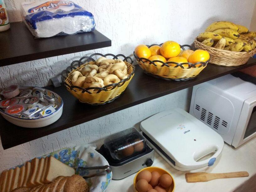 Hostal Casa Suiza Asuncion Exterior photo