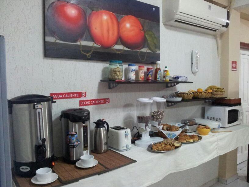 Hostal Casa Suiza Asuncion Exterior photo